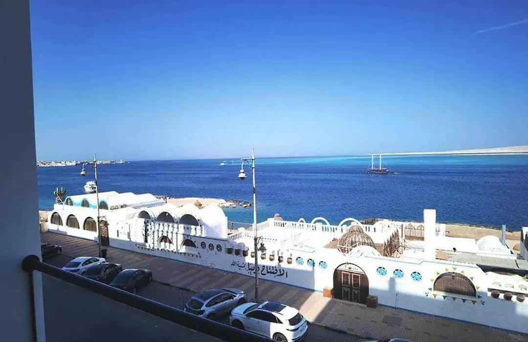 BLUE ViEW SUiTES-1